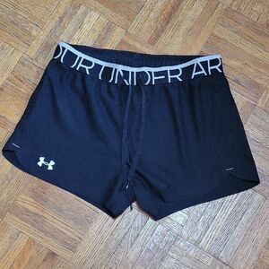 Under Armour Loose Heat Gear Black and Gray Logo Shorts Size Small